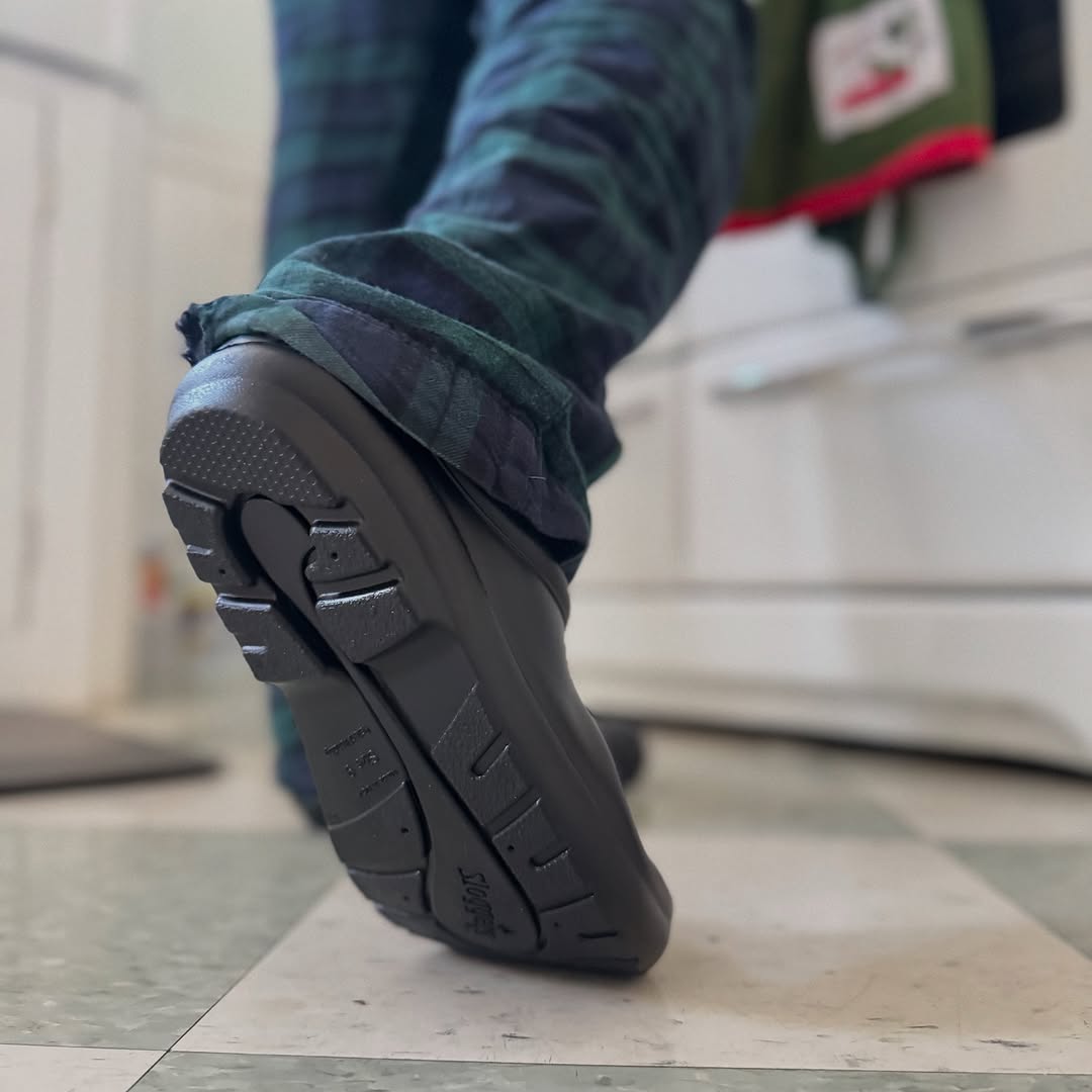 Men's Premium Clog - Black